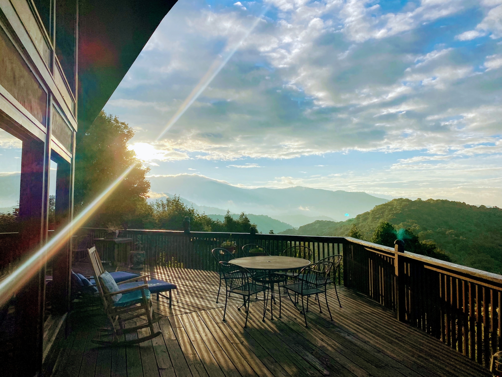 Luxury Off-Grid Cabin the the Pisgah National Forest! - SurvivalRealty.com