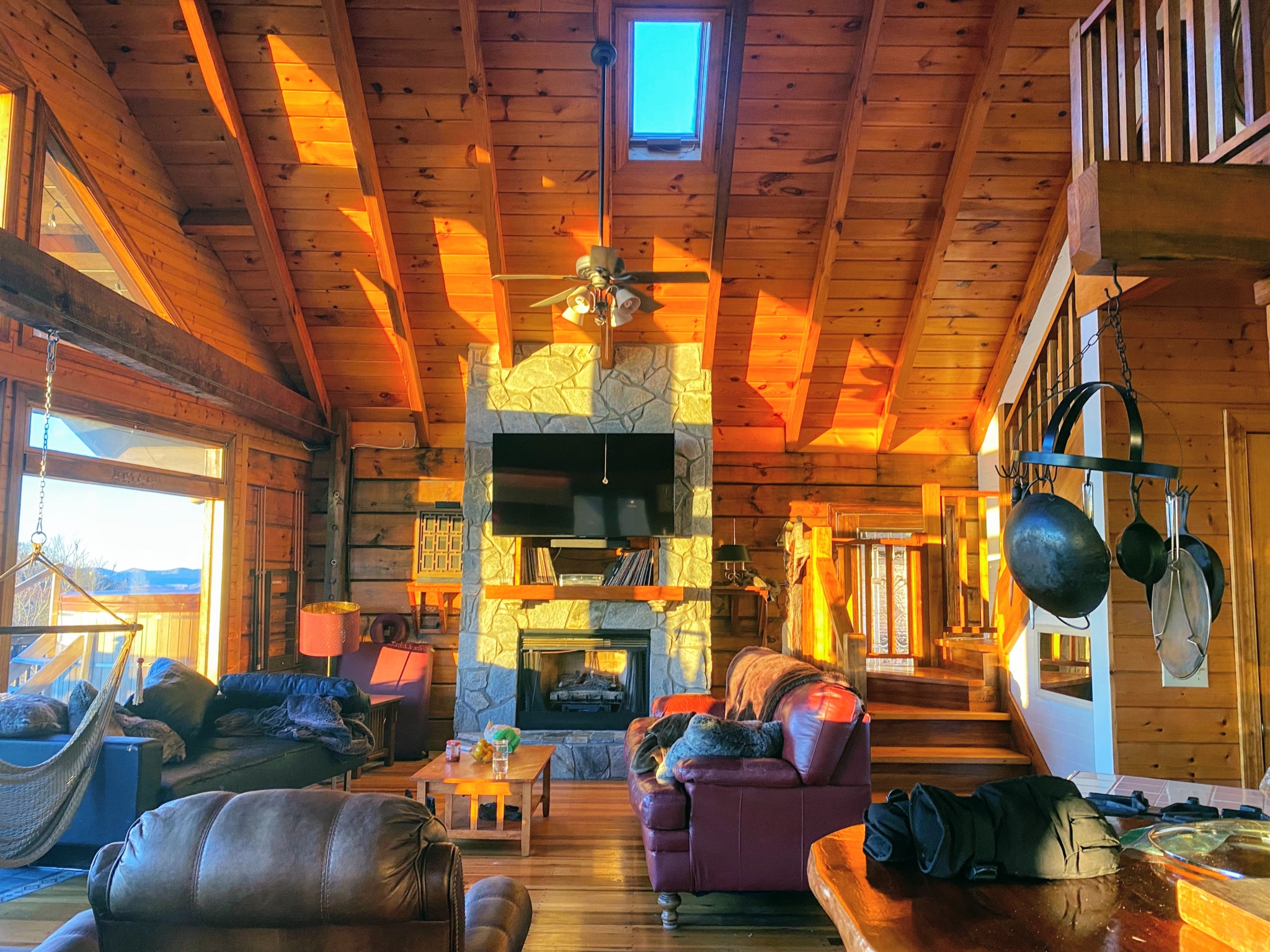Picture of Luxury Off-Grid Cabin the the Pisgah National Forest! - SurvivalRealty.com