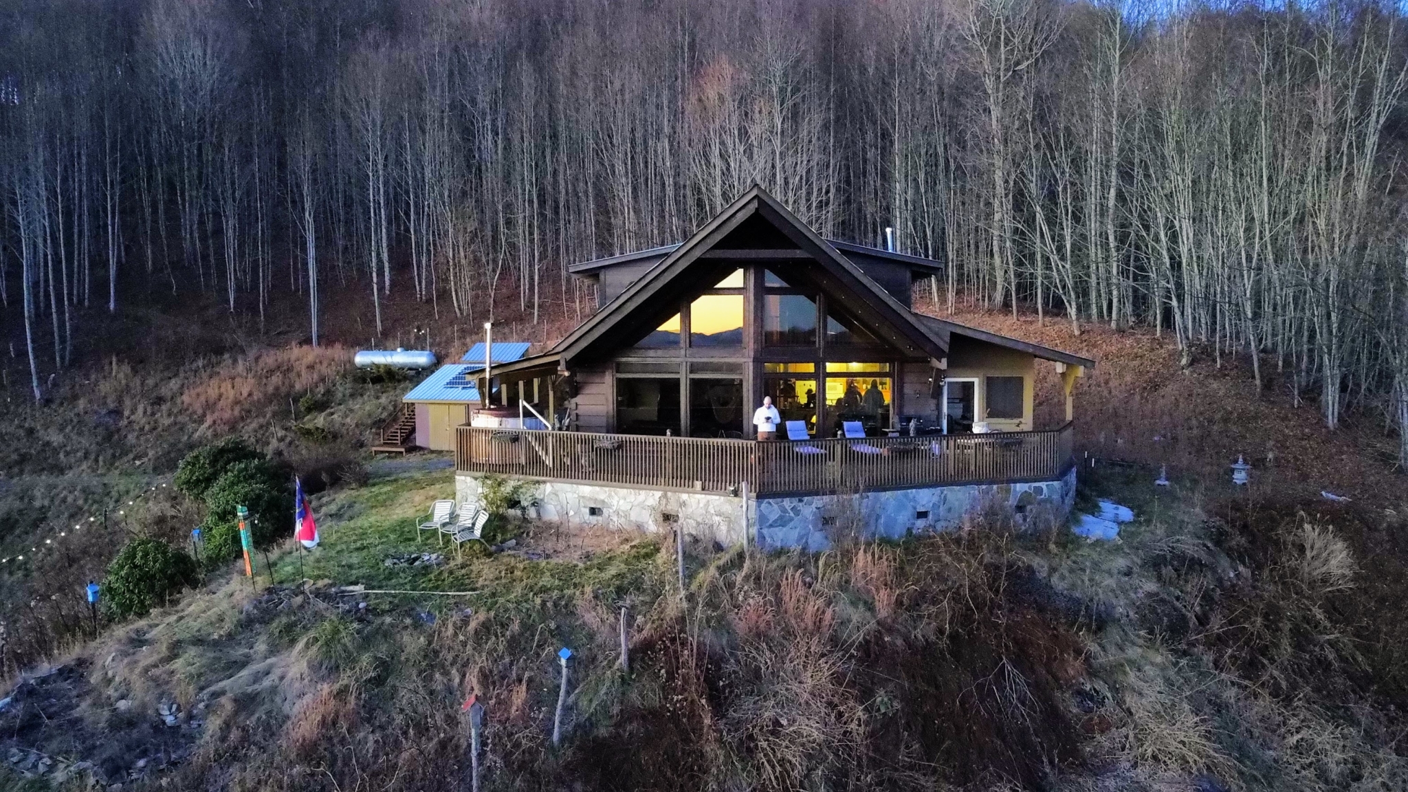 Luxury Off Grid Cabins Oregon photo