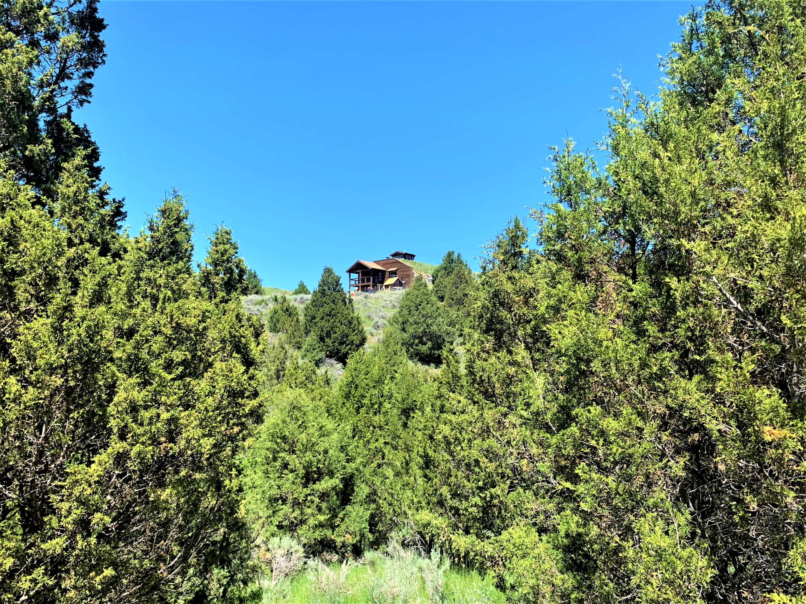 Luxury Off-Grid Home, 40 Acres, NO COVENANTS - SurvivalRealty.com